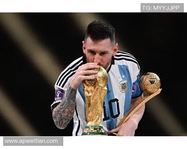 足球星迹探索：走进足球巨星的成长轨迹与辉煌历程